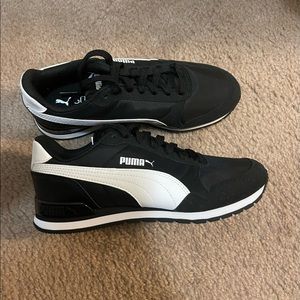 Puma big boy size 5 NWOT